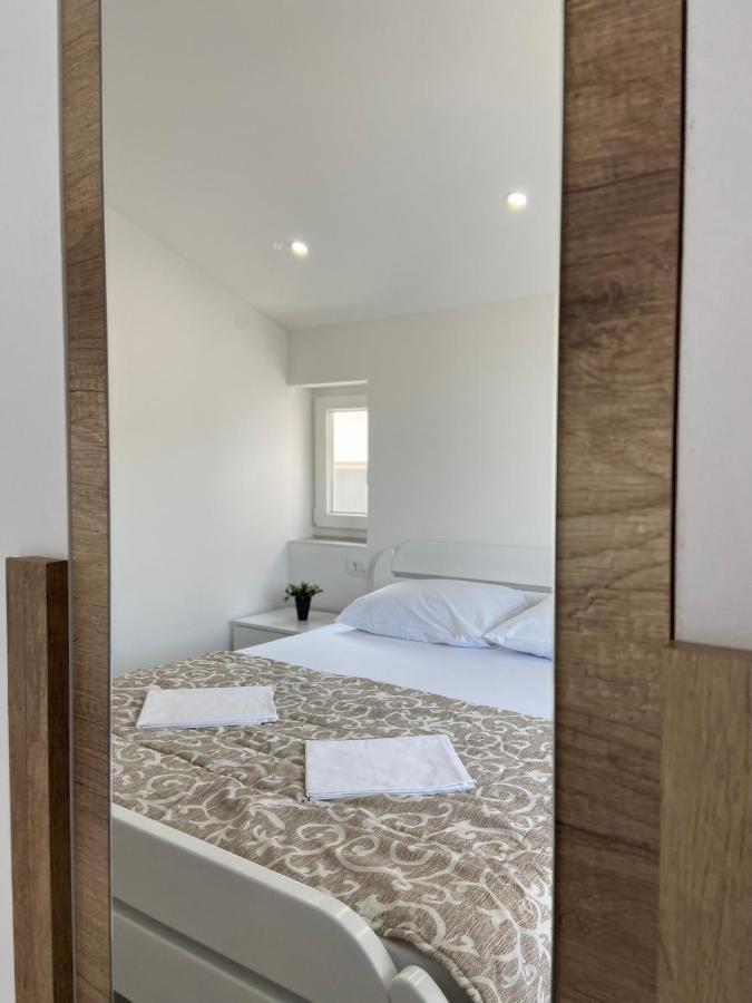 Mavalux Apartments Tivat Luaran gambar